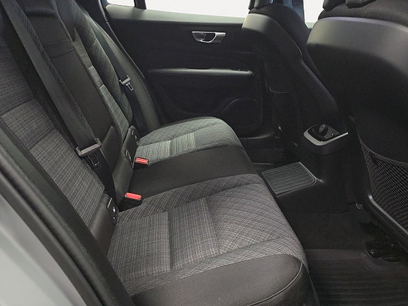 Volvo V60 16 of 20