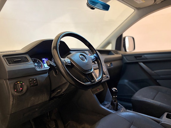 Volkswagen Caddy Maxi 11 of 13