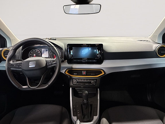 Seat Arona 11 of 23