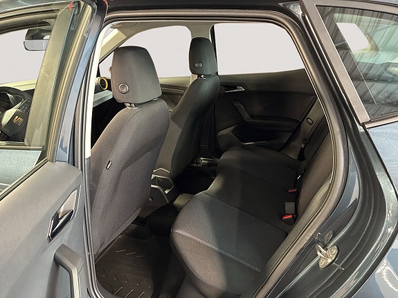 Seat Arona 10 of 23