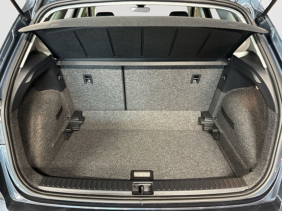 Seat Arona 12 of 23
