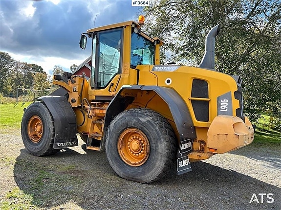 Volvo L90 G Hjullastare med skopa (670,000:- ex moms) 5 of 24
