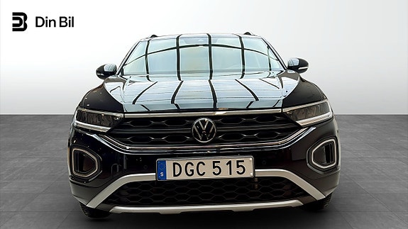 Volkswagen T-Roc 4 of 12