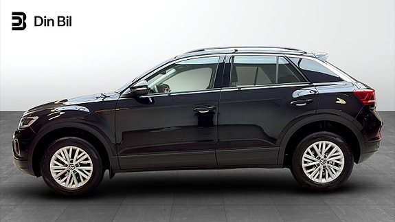 Volkswagen T-Roc 2 of 12