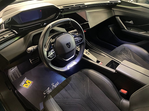 Peugeot 308 SW 11 of 24