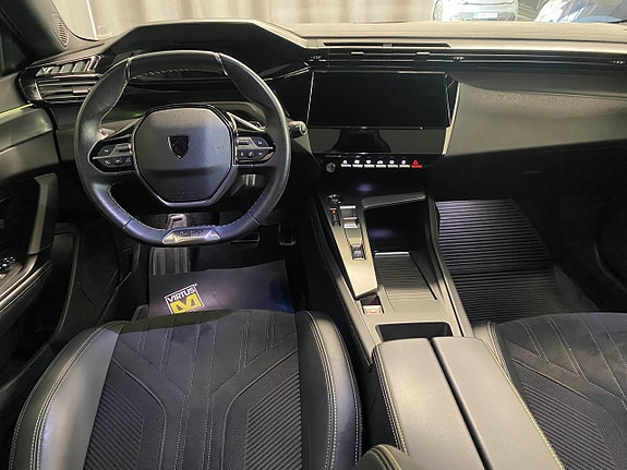 Peugeot 308 SW 9 of 24
