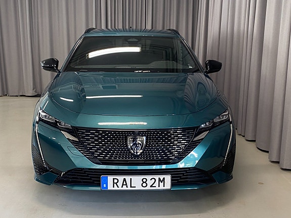 Peugeot 308 SW 4 of 24
