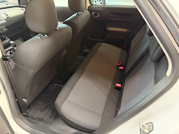 Citroen C4 Cactus 7 of 14