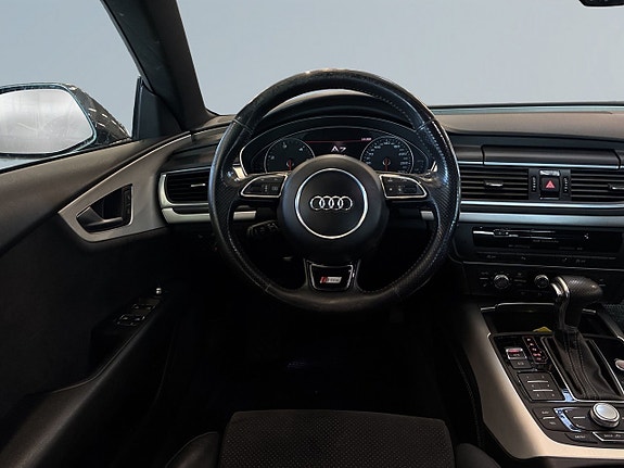 Audi A7 9 of 23