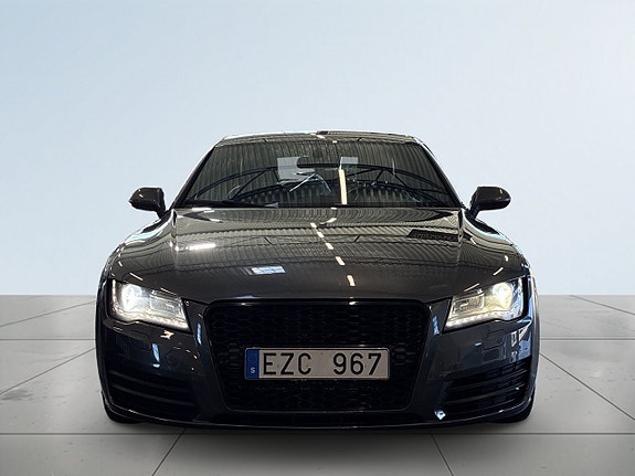 Audi A7 2 of 23