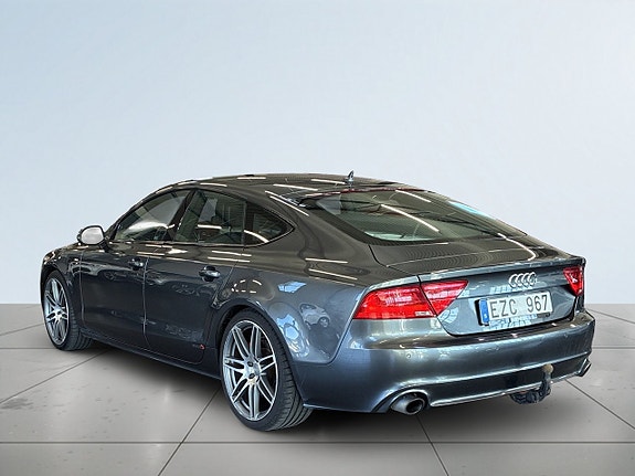 Audi A7 5 of 23
