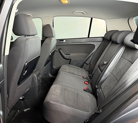 Volkswagen Golf Plus 11 of 16