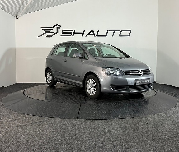 Volkswagen Golf Plus 3 of 16