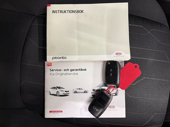 Kia Picanto 19 of 19