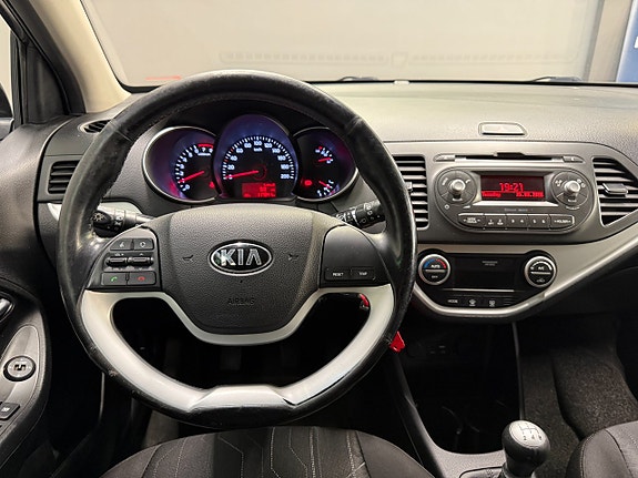 Kia Picanto 14 of 19