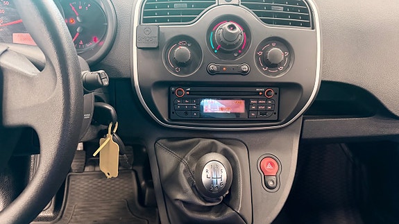 Renault Kangoo Express 17 of 19