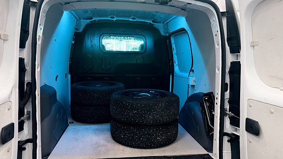 Renault Kangoo Express 18 of 19