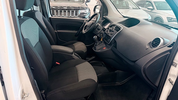 Renault Kangoo Express 11 of 19