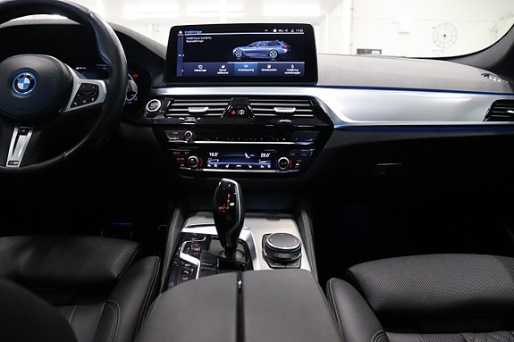 BMW 530e 18 of 30