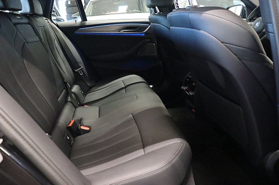 BMW 530e 14 of 30