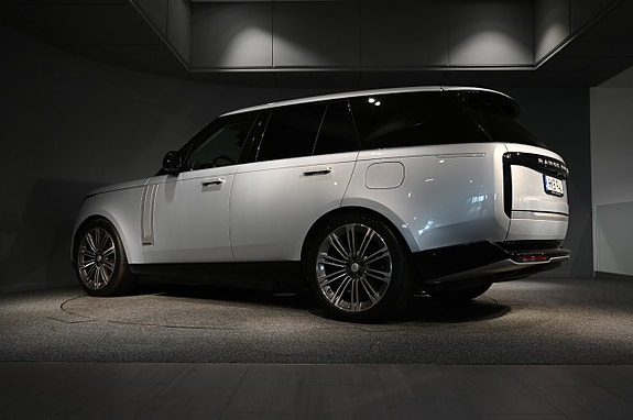 Land Rover Range Rover 4 of 24