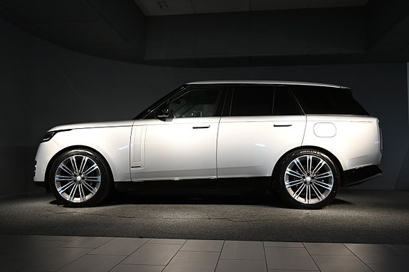 Land Rover Range Rover 3 of 24