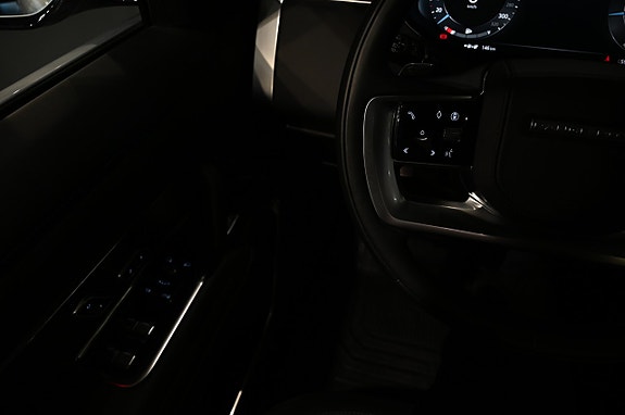 Land Rover Range Rover 12 of 24
