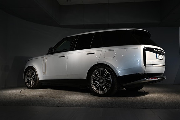 Land Rover Range Rover 4 of 24