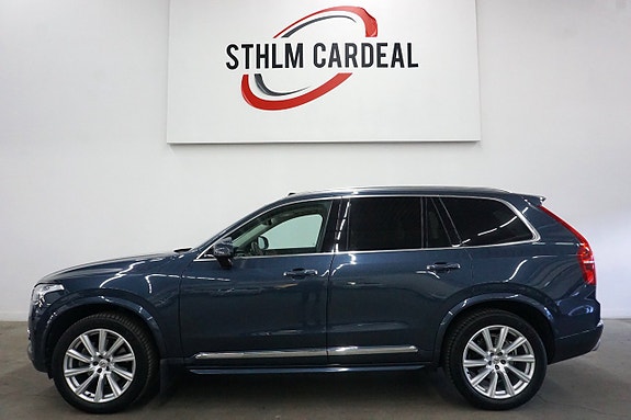 Volvo XC90 2 of 30