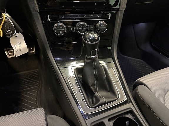 Volkswagen Golf I 16 of 19