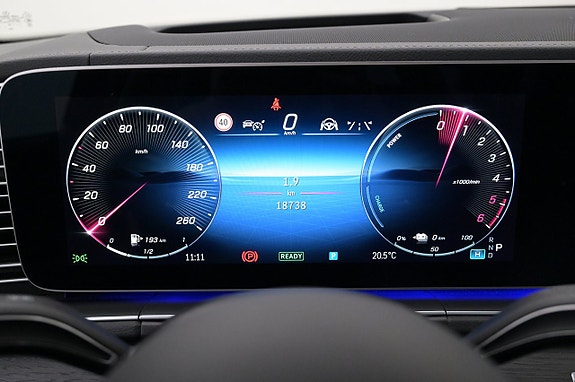 Mercedes-Benz GLE350 de 8 of 27