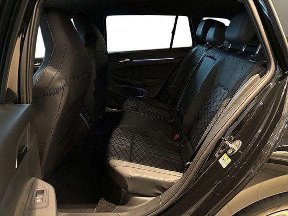 Volkswagen Golf I 19 of 22