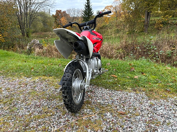 Honda CRF 50 2 of 9