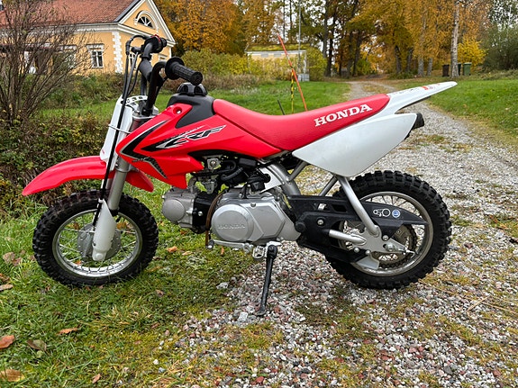 Honda CRF 50 3 of 9
