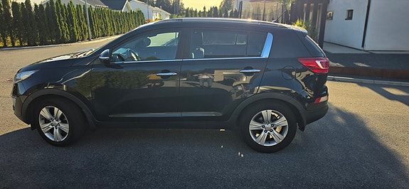 Kia Sportage 3 of 6