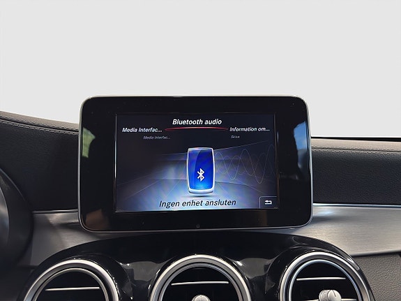Mercedes-Benz C220 16 of 26