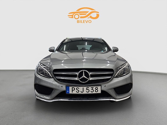 Mercedes-Benz C220 10 of 26