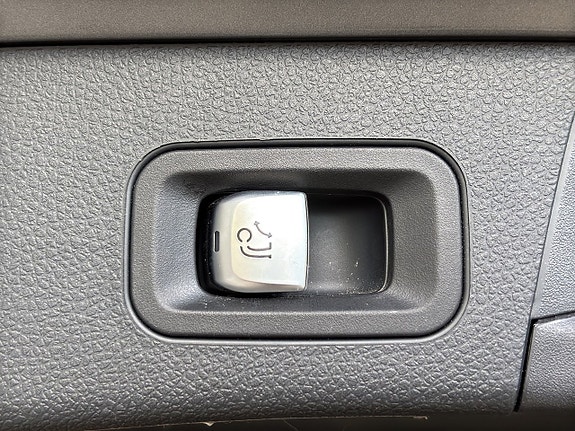 Mercedes-Benz C220 26 of 26