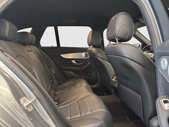 Mercedes-Benz C220 25 of 26