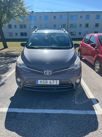 Toyota Verso 6 of 14