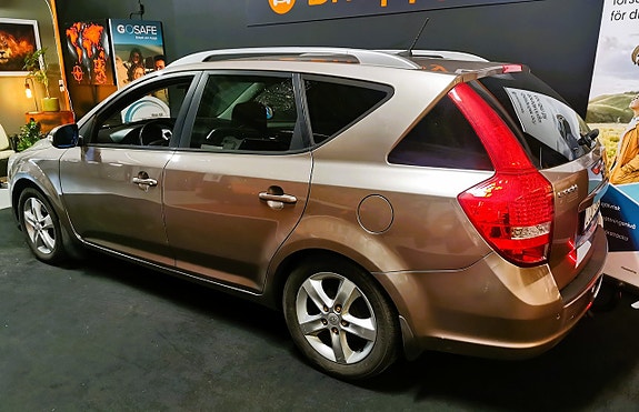 Kia Ceed 5 of 18