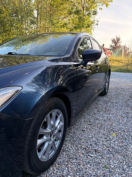 Mazda 3 7 of 12