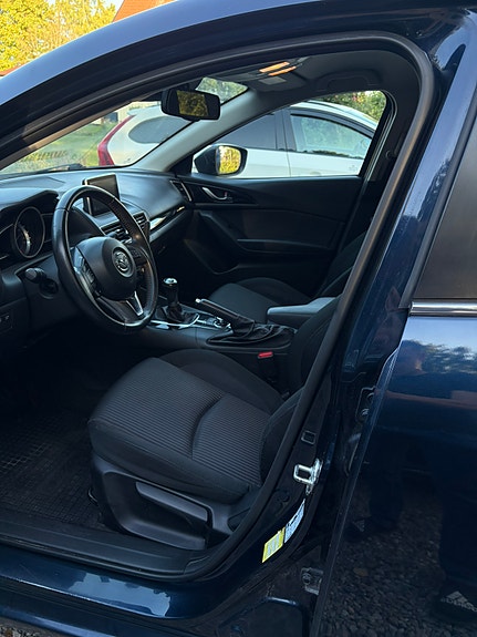 Mazda 3 10 of 12