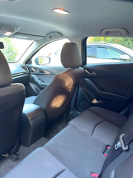 Mazda 3 12 of 12
