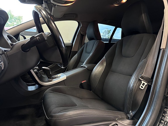 Volvo V60 7 of 18
