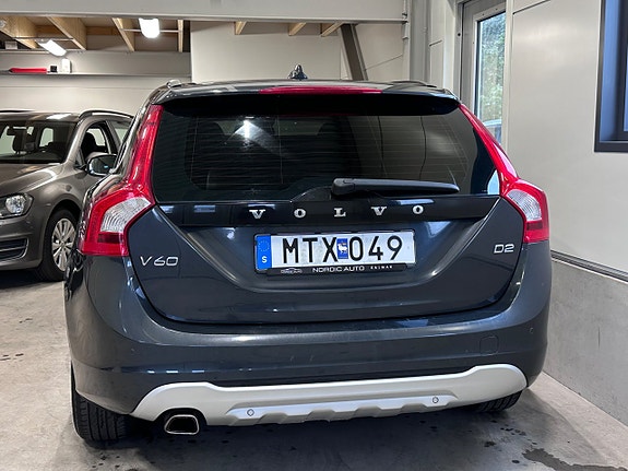 Volvo V60 5 of 18