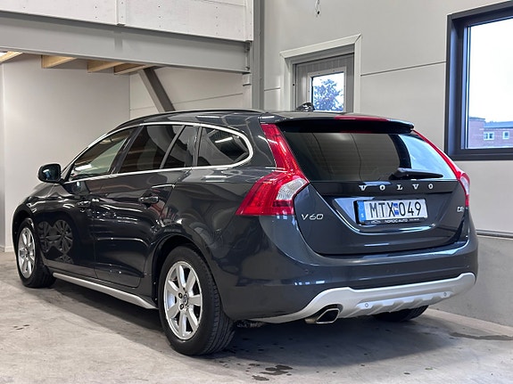 Volvo V60 4 of 18