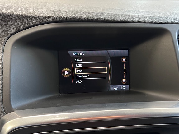 Volvo V60 16 of 18