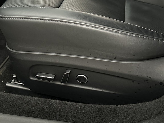 Tesla Model 3 30 of 30