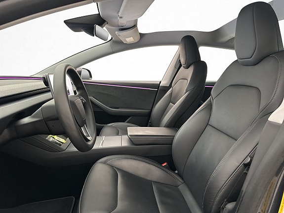 Tesla Model 3 15 of 30
